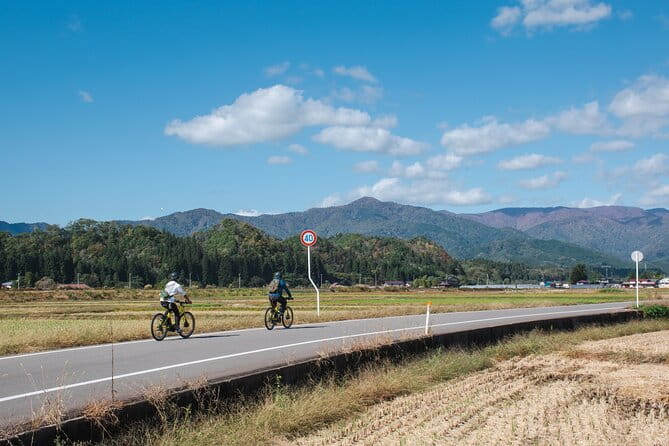 3 Hour Cycling Tour in Kakunodate - Inclusions and What to Expect