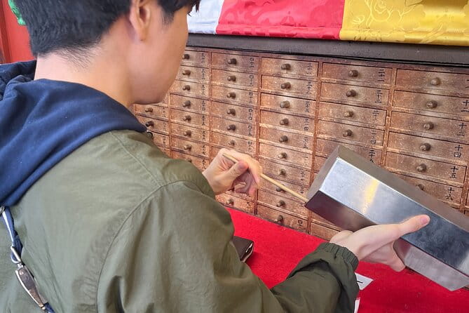 3 Hour Private Tour in Tokyo Asakusa - Booking and Cancellation Policy