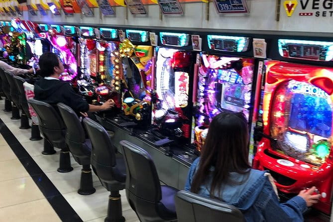 A Tour to Enjoy Japanese Official Gambling (Horse Racing, Bicycle Racing, Pachinko) - Pachinko: A Unique Japanese Experience