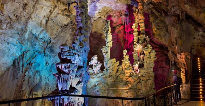 Alicante: Canelobre Caves Tour With Transport - Key Points