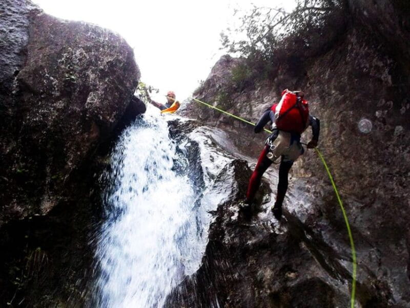 Alicante: Canyoning Adventure in Barranco De Cucales - Language and Tour Guide
