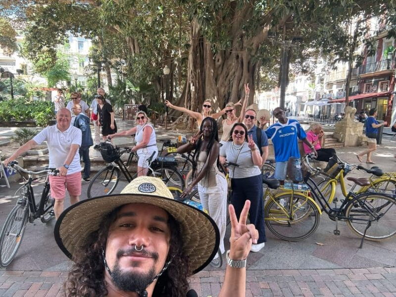 Alicante: City and Beach Bike Tour - Overview of the Tour