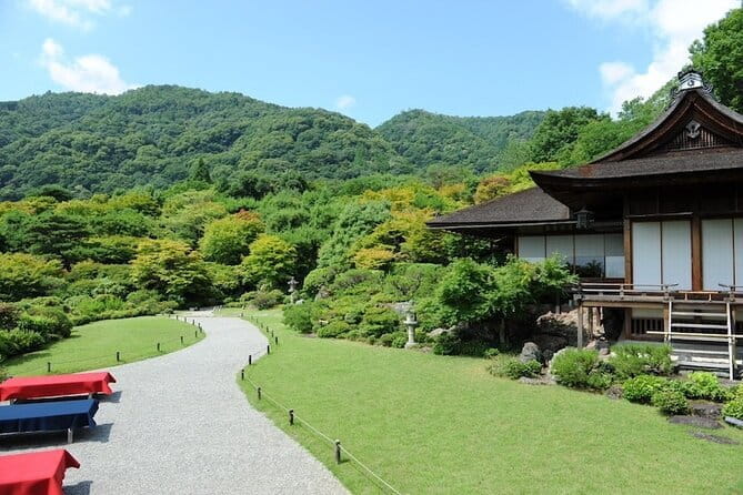 Arashiyama Bamboo & Must See Gardens With an Amazing Guide - Key Points