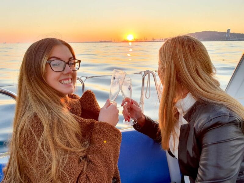 Barcelona: 2-Hour Sailing Experience With Refreshments - Sailing Tour Overview