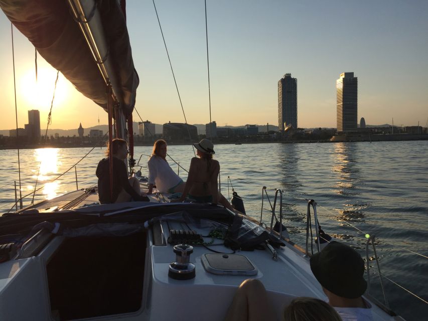 Barcelona: 2-Hour Sunset Sailboat Trip - Meeting Point and Logistics