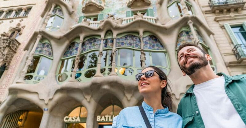 Barcelona: Casa Batlló Be The First Entry Ticket - Audio Guide Features
