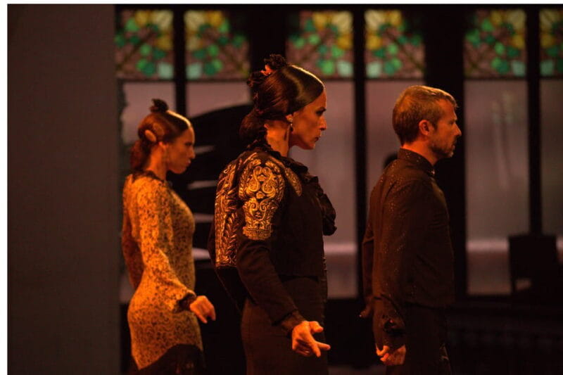 Barcelona: Gran Gala Flamenco Show Entry Ticket - Experience Highlights