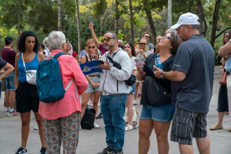Barcelona: Park Guell Guided Tour With Skip the Line Entry - Customer Ratings and Feedback