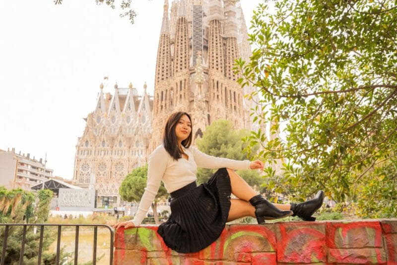 Barcelona: Private Photoshoot at Sagrada Familia - Overview of the Photoshoot