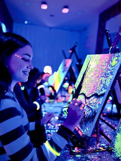 Barcelona: Wine and Van Gogh Paint and Sip Painting Class - Materials Provided