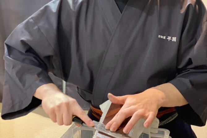 Beginner-Friendly! Knife Sharpening & Fitting Handle Workshop - Getting to the Workshop