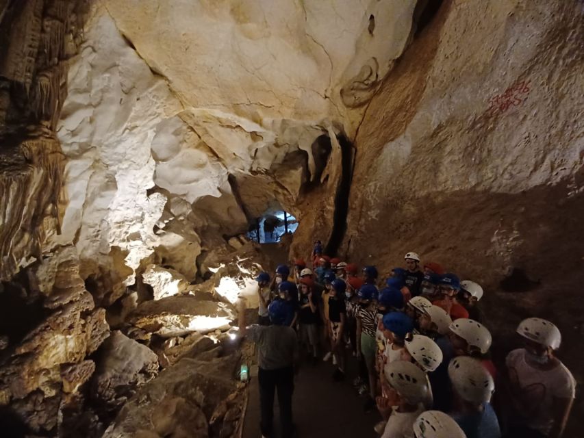 Calasparra: Cueva Del Puerto Entry Ticket With Guided Tour - Key Points