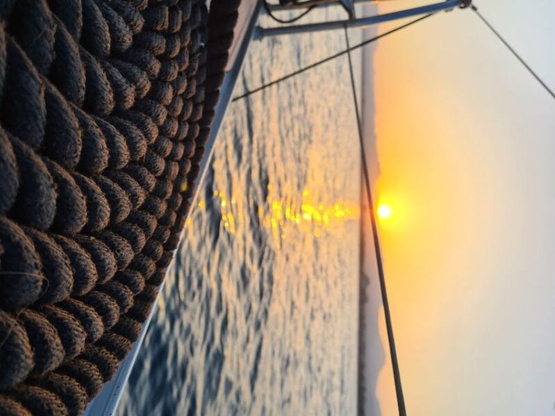 Cambrils: Costa Dorada Sunset Catamaran Cruise With Drinks - Complimentary Drinks