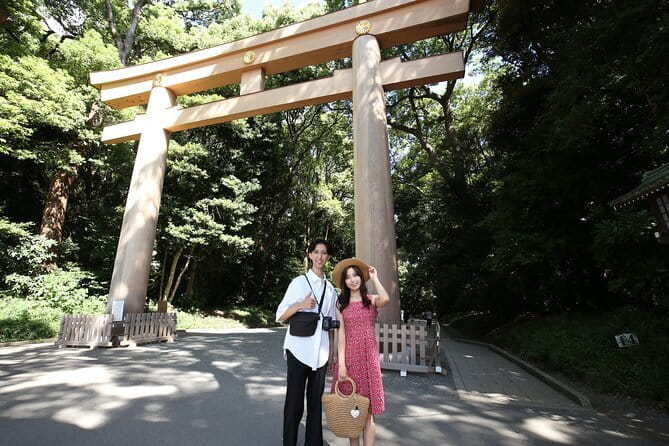 Cherry Blossom Mount Fuji Customizable Luxury Vehicle Guided Tour - Guided Experience