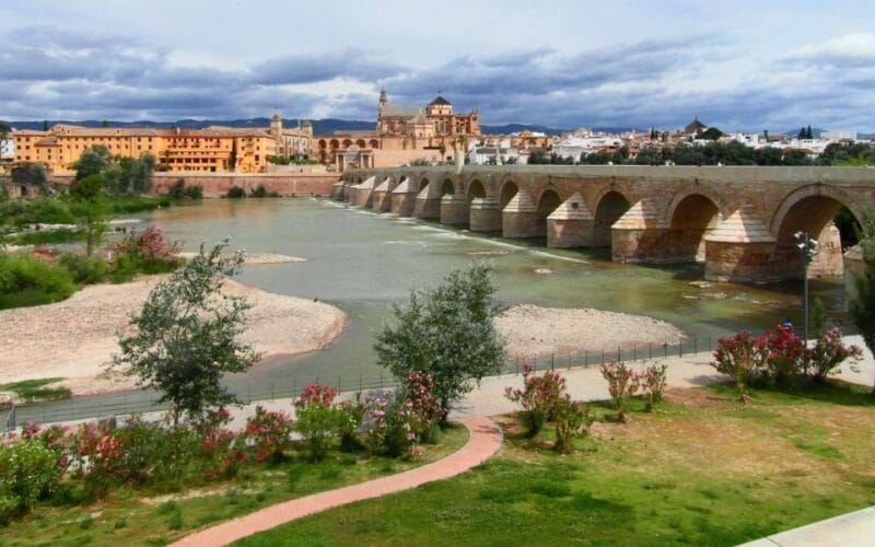 Cordoba: Electric Bike Tour - Key Points