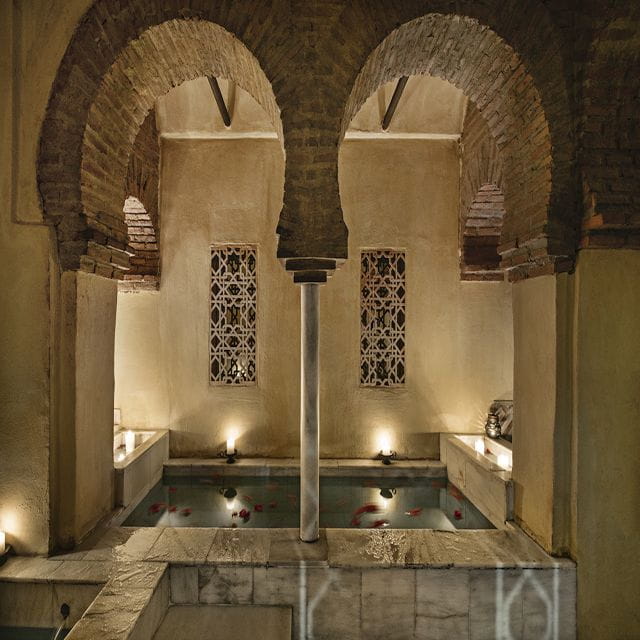 Córdoba: Hammam Al Ándalus Entry Ticket With Optional Massage - Key Points