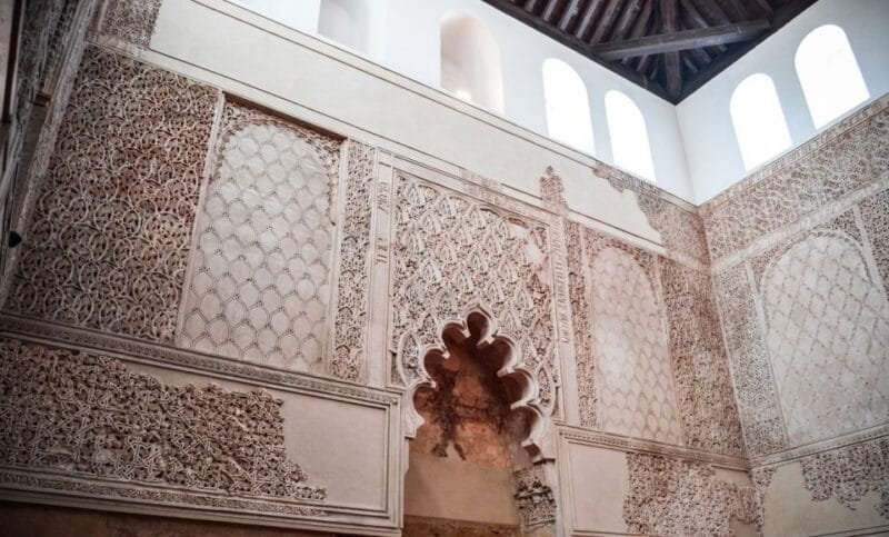 Cordoba: Jewish Quarter, Synagogue, Mosque, and Alcazar Tour - Key Monuments Explored