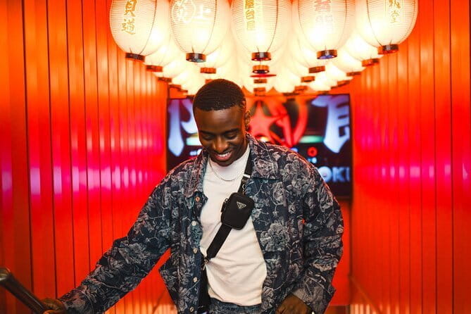 Daikoku and Tokyo JDM Tour by 700HP R34 GT-R (Private Tour) - Host Interaction