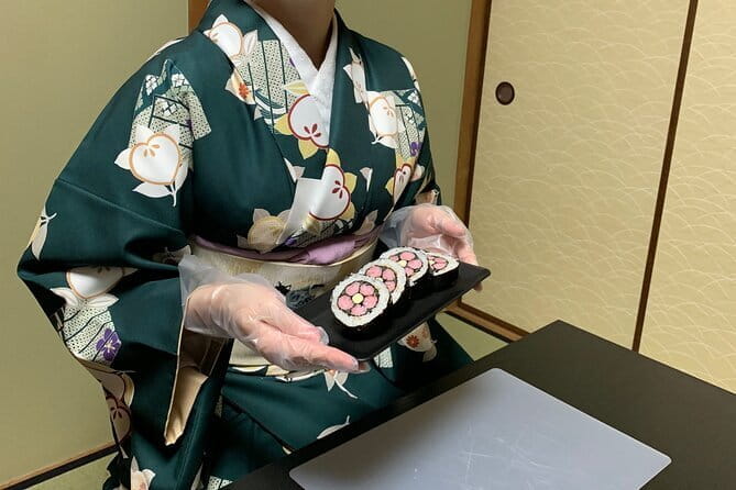 Decorative Sushi Rolls Experience in Kyoto - Guided Instruction and Assistance