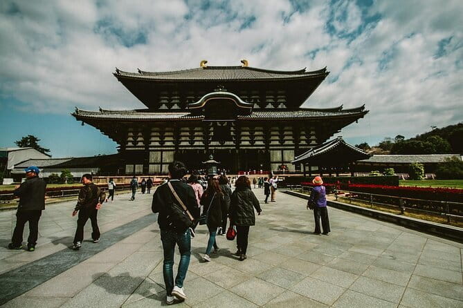 Discover Nara and Kyoto in 4-Day Tour With a Local Guide - Explore the Historic Temples of Nara