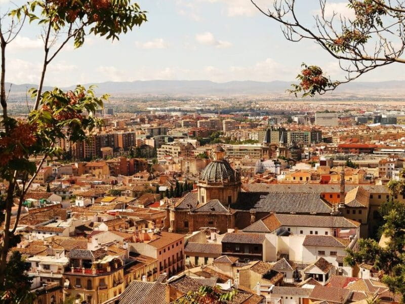 From Costa Del Sol: Granada Day Trip Free Time 5h - Free Time Activities