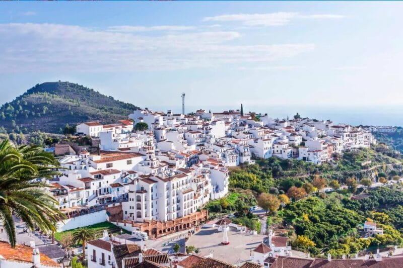 From Málaga: Caves of Nerja, Nerja and Frigiliana Day Tour - Important Information