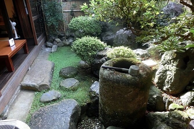 Full Day Private Walking Day Tour in Kyoto With Tea - Pickup and End Points