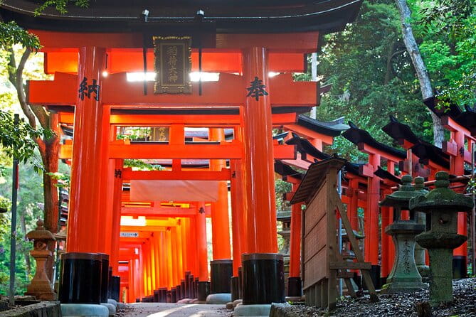 Full Day Tour to Fushimi Inari, Nara Park and Osaka From Kyoto - Tips for a Successful Tour