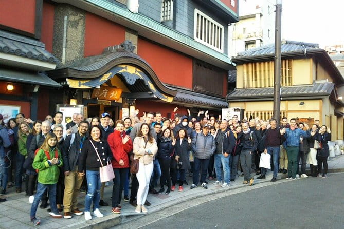 Gion Walking Tour by Night - Navigating Gions Narrow Streets With a Professional Guide