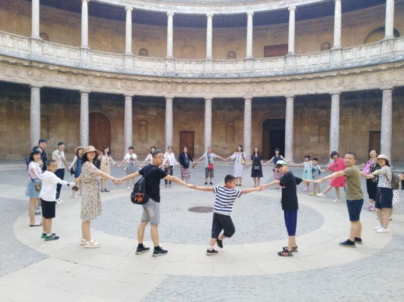 Granada: Alhambra, Nasrid Palaces, & Generalife Guided Tour - Inclusions