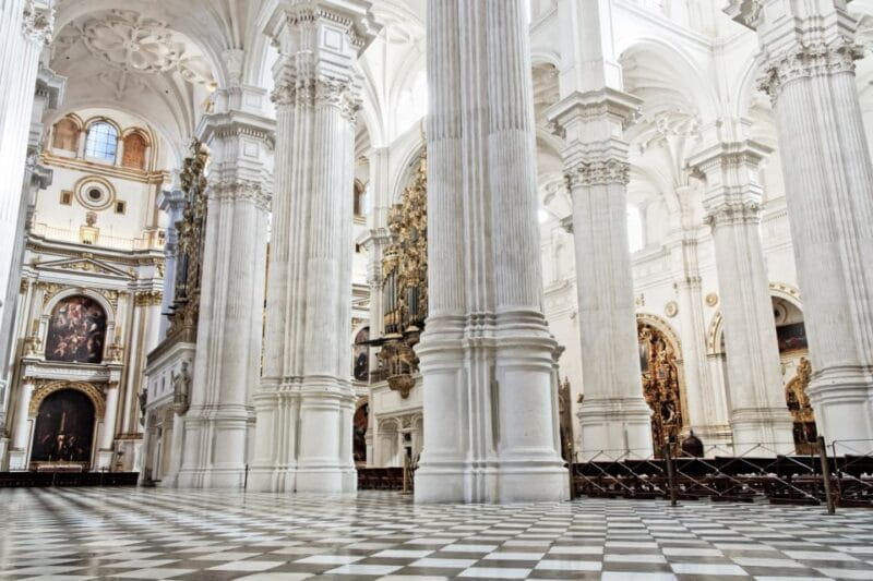 Granada: Cathedra&Royal Chapel & Albaicín Skip the Line Tour - Tour Overview