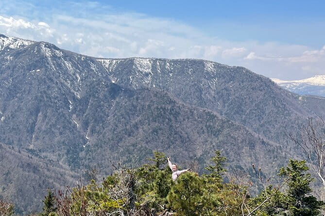 Green Season Half Day Hikes in Sapporo and Hokkaido With Onsen - Overview and Experience