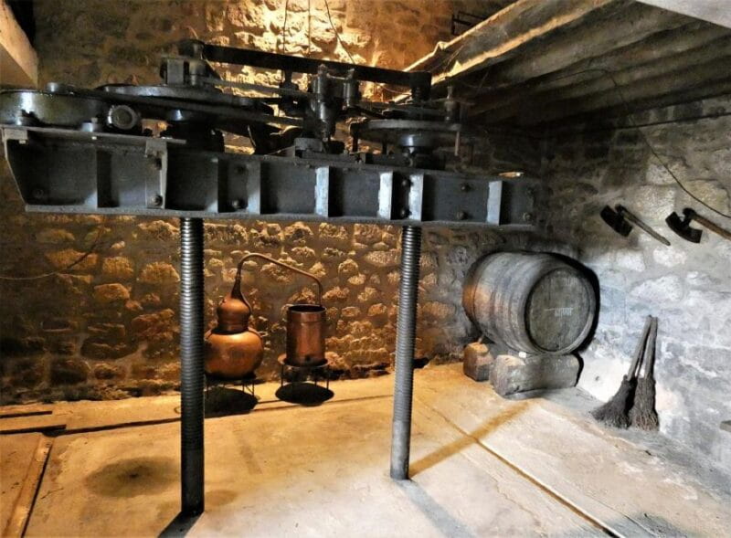 Guided Tour of Bodegas J.F. Iradier, Rioja Alavesa - Location and Accessibility