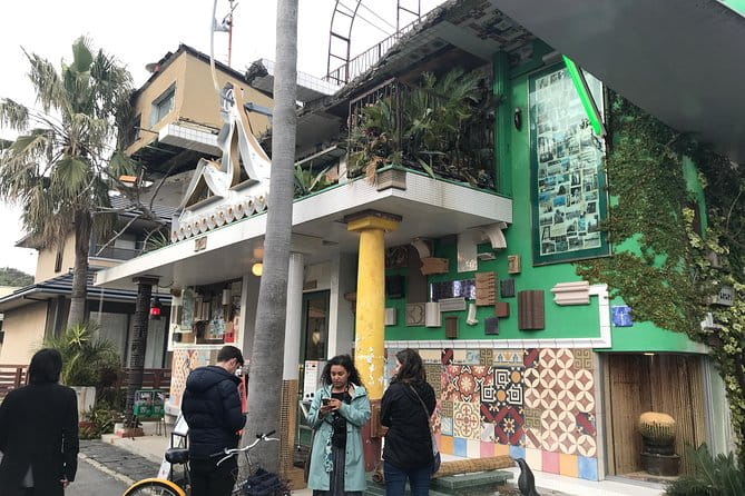 Guided Tour to Naoshima, Art, Island With a Private Car - Exploring the Polka-Dot Pumpkin Statue