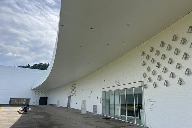 Half-Day Private Tour of Jomon Archaeological Site and Art Museum - Highlights of the Tour