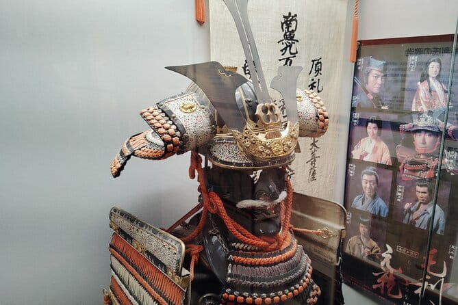 Hiroshima Castle 1h Guide Tour - Tour Overview