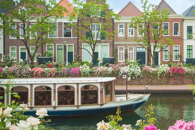 Huis Ten Bosch Ticket in Nagasaki Japan - Operational Hours and Changes