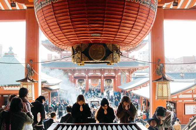 Introductory Tokyo Tour for the First Timers: Learn Basic Travel Tips and Tricks - Tips for Navigating Japanese Etiquette