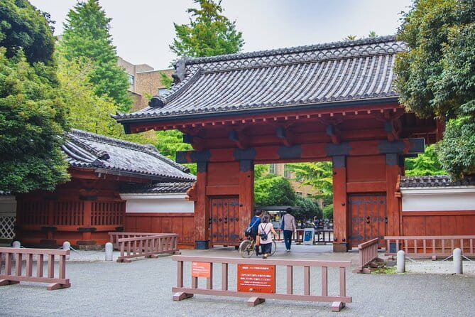 Japanese Top Universities for Parents and Private Car Tours - Accessibility and Participation Guidelines