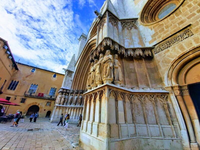 Journey to the Past: the Roman Tarraco and Old Town - Spanish - Rambla Nova Cafes