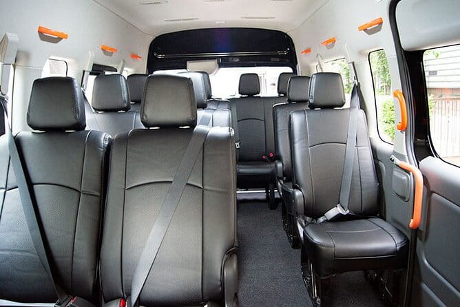 KIX to Hotel in Osaka Private Luxury Transfer - Meeting and Pickup Information