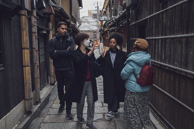 Kyoto Custom Highlight: Private Walking Tour With Licensed Guide - Adaptability to Weather Conditions