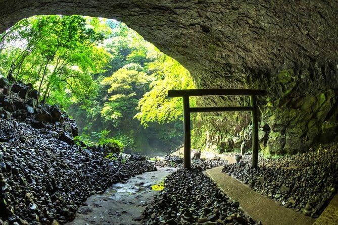 Kyushu Day Trip to Takachiho Gorge and Shrines From Fukuoka - Key Points