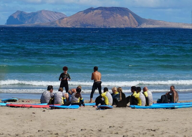 Lanzarote: 2 or 4 Hour Surf Lessons in Famara - Teaching Approach