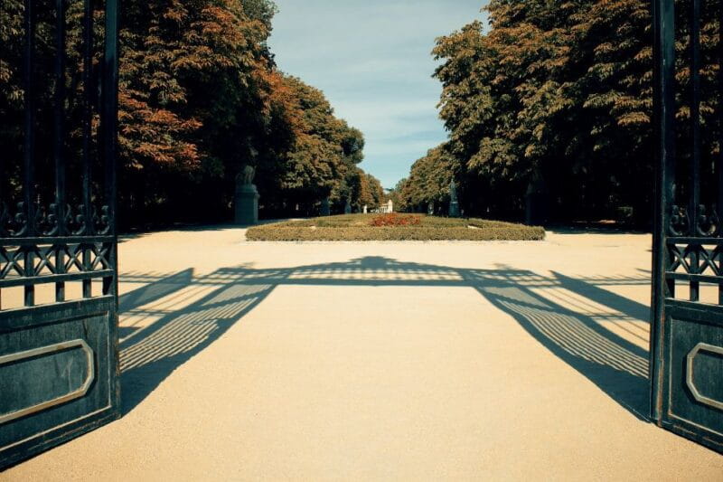 Madrid: 1.5-Hour Retiro Park Guided Walking Tour - Booking Details and Flexibility Options
