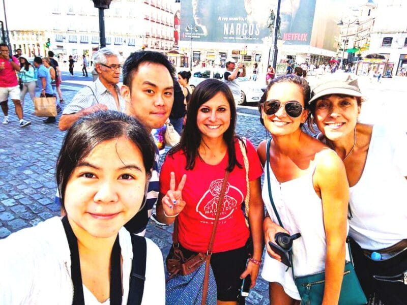 Madrid Wine Tasting, Flamenco Class and Pub Crawl - Meeting Point and Important Information
