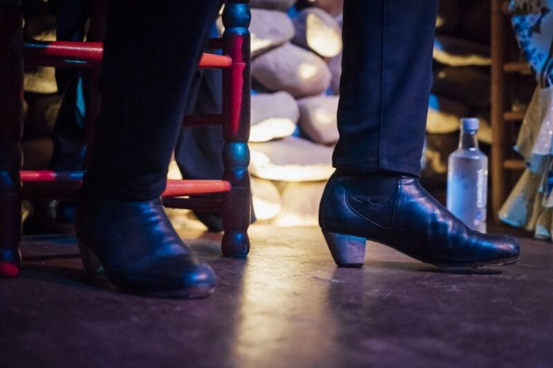 Malaga: The Loud Rooster Flamenco Show Admission Ticket - Performance Highlights