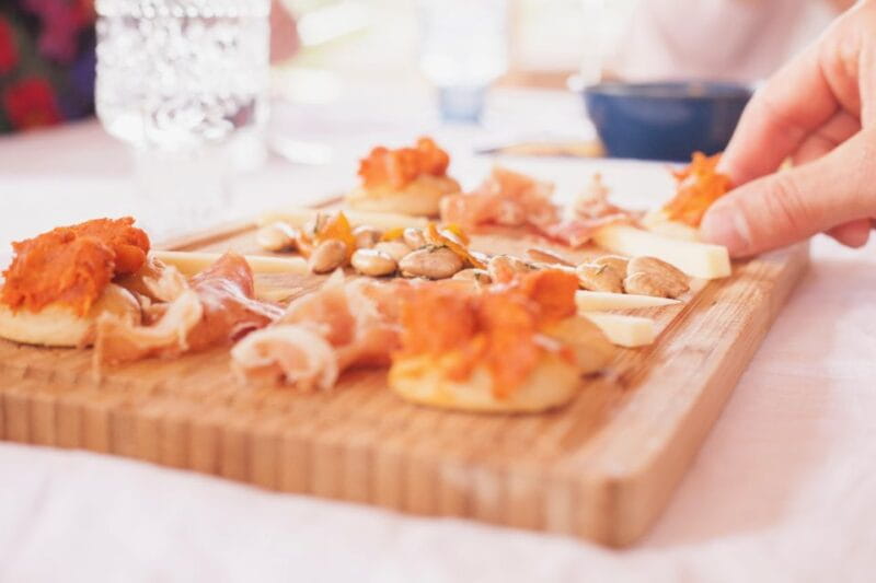 Mallorca: Gastronomic Wine Tasting & Local Delicacies - Suitable for Adults Only