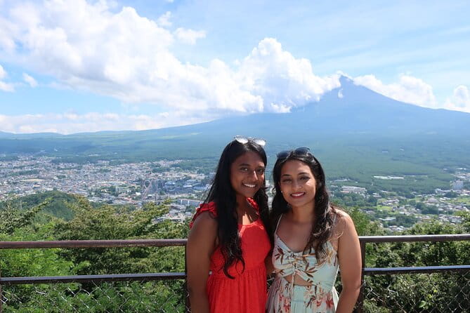 Mount Fuji Five Lakes Tour From Kawaguchiko With Guide & Vehicle - Tour Highlights and Customizable Itinerary