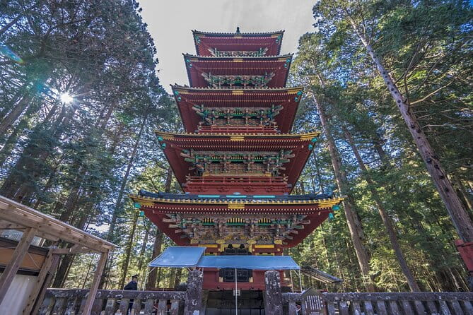Nikko Private SightSeeing Day Tour (From Tokyo) - Experiencing the Serene Lake Chuzenji